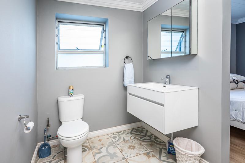 1 Bedroom Property for Sale in Dana Bay Western Cape